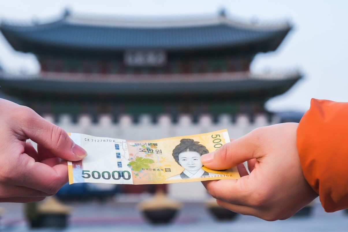 деньги из кореи
