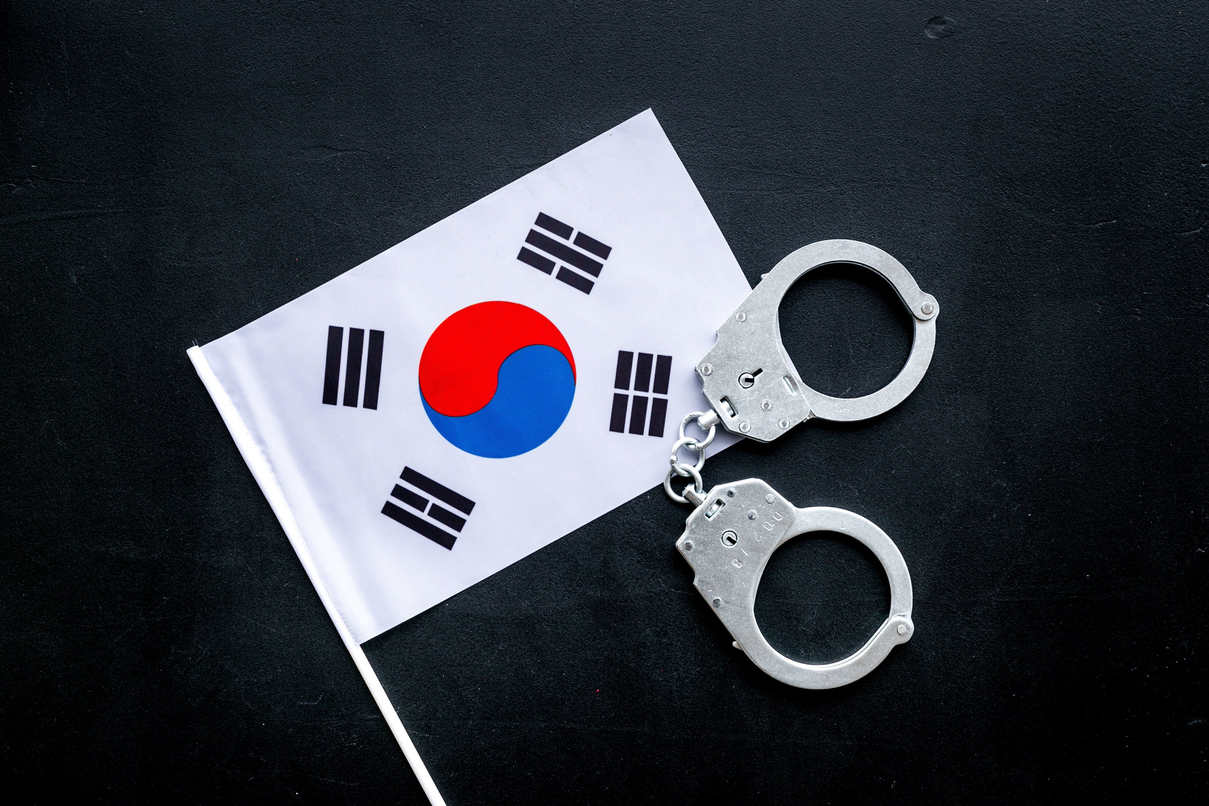 Торговцы премии кимчи получили $3,2 миллиарда и предстанут перед судом в Южной Корее