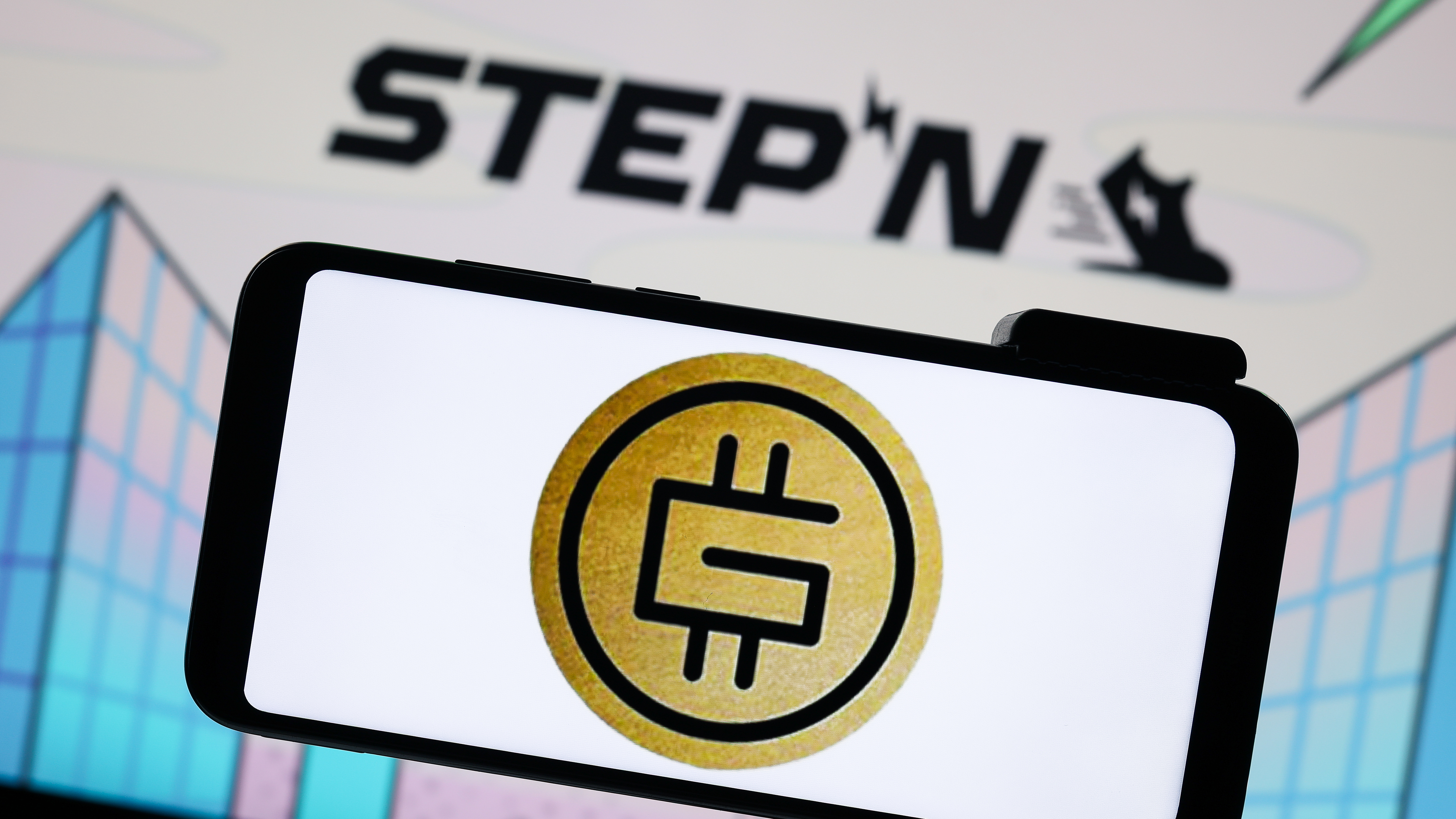 What Is STEPN (GMT)?