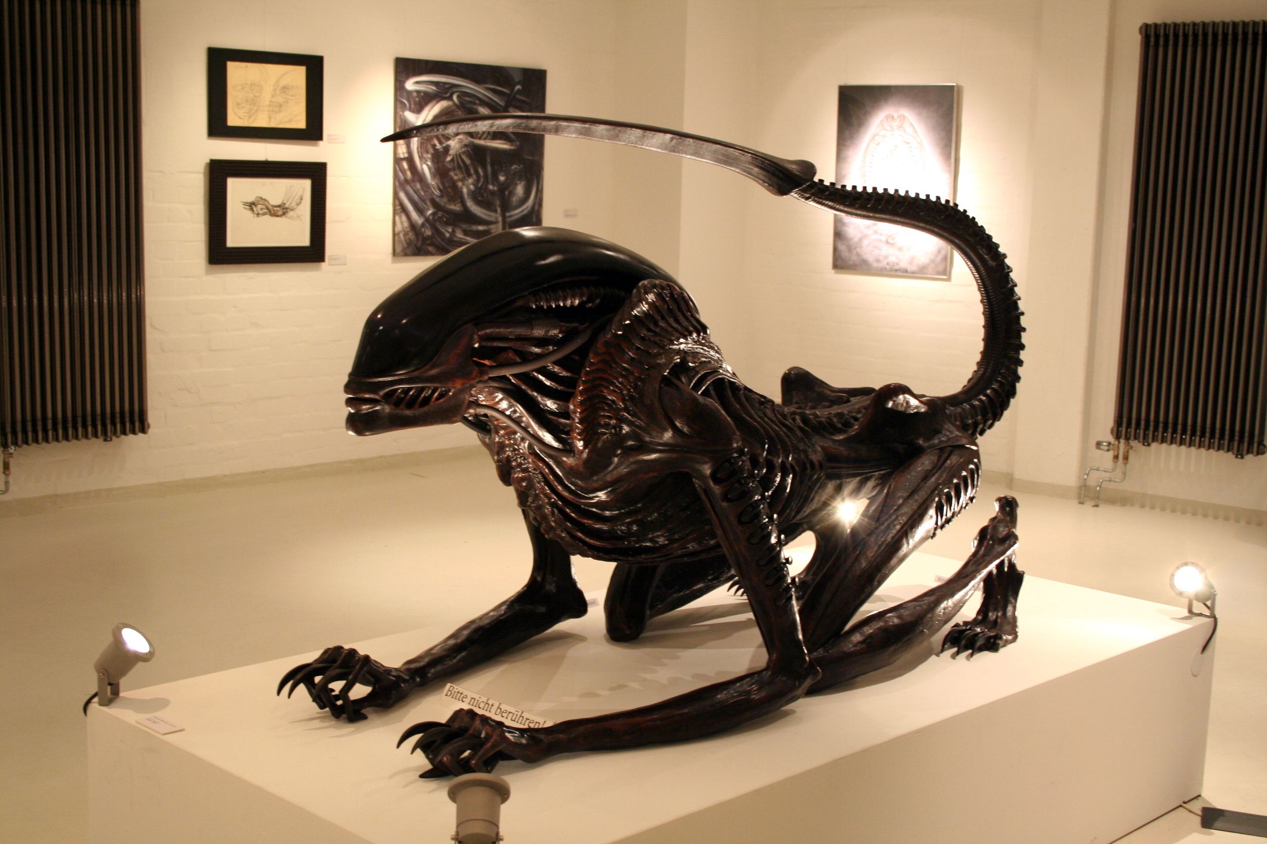 Die ikonische 'Alien'-Skulptur von H.R. Giger wird als NFTs fraktioniert