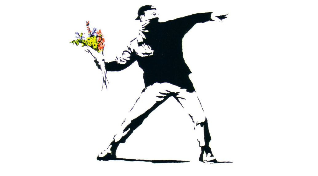 Love Is In The Air, также известное как Flower Thrower или LIITA, от Banksy. Источник: banksyexplained.com