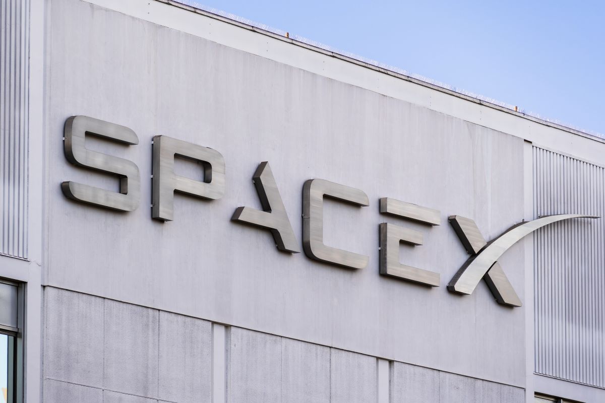 SpaceX Reports $373 Million Bitcoin Write-Down in Financial Documents