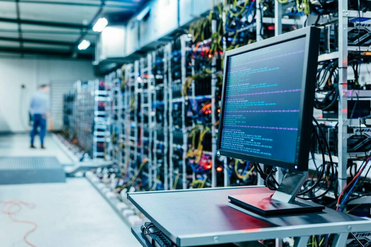 World's largest Bitcoin miner Core Scientific's stock tumbles amid