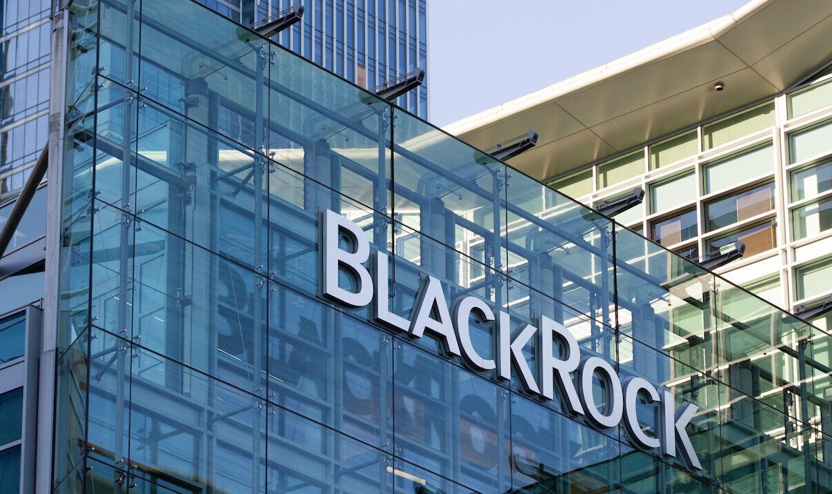 BlackRock CEO Larry Fink: Bitcoin Rally Reflects Crypto's Growing Appeal