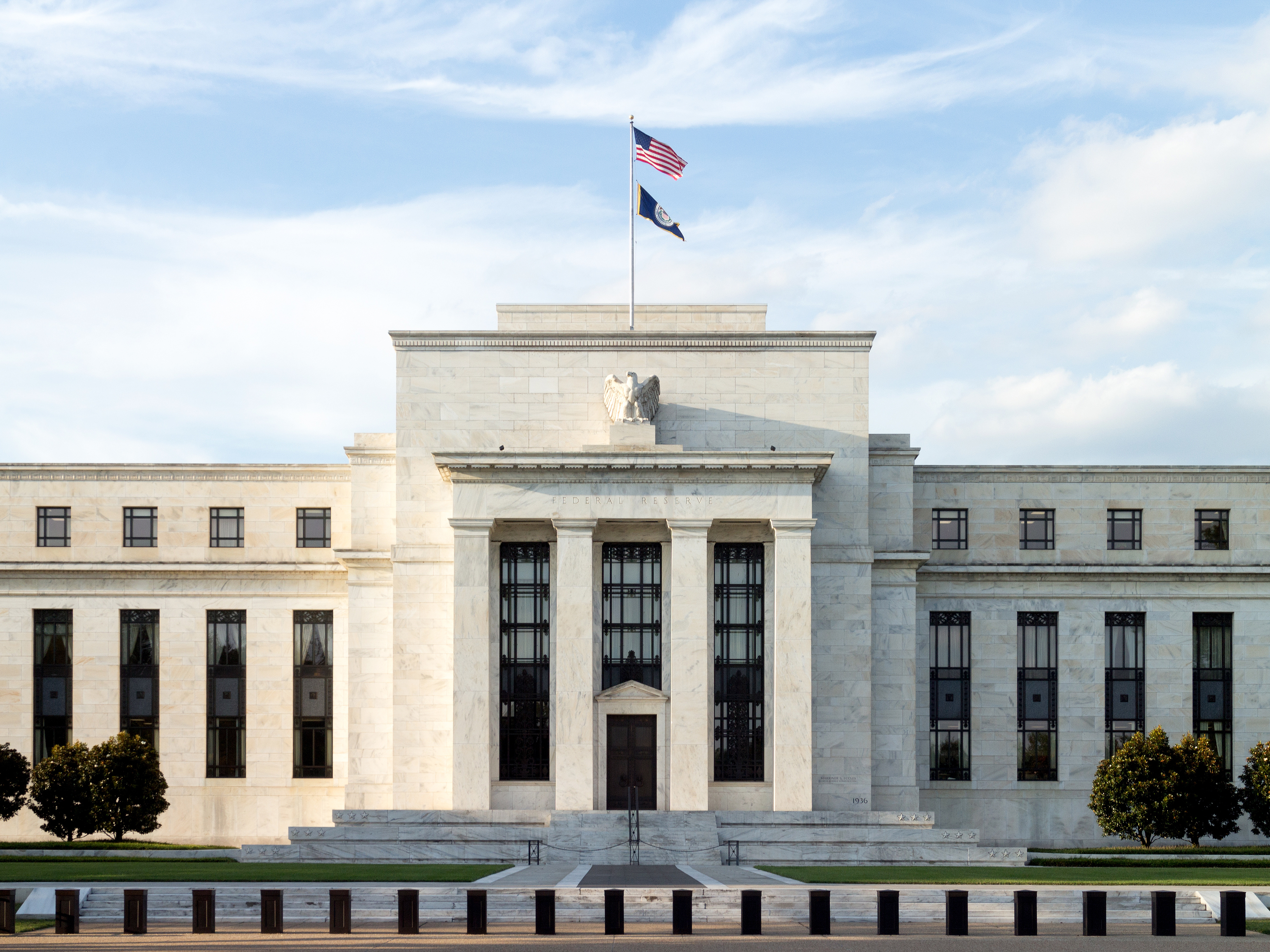 Jerome Powell addresses US inflation and labor market concerns