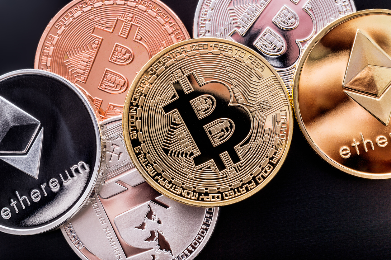Bitcoin Settles Above USD 7,000, Altcoins Consolidate Gains