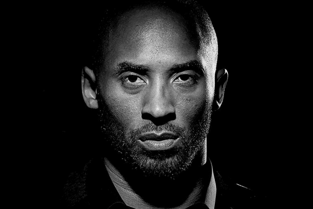 Kobe Bryant Dramatic Black & White Photo Effect #Black&White #PhotoEffect