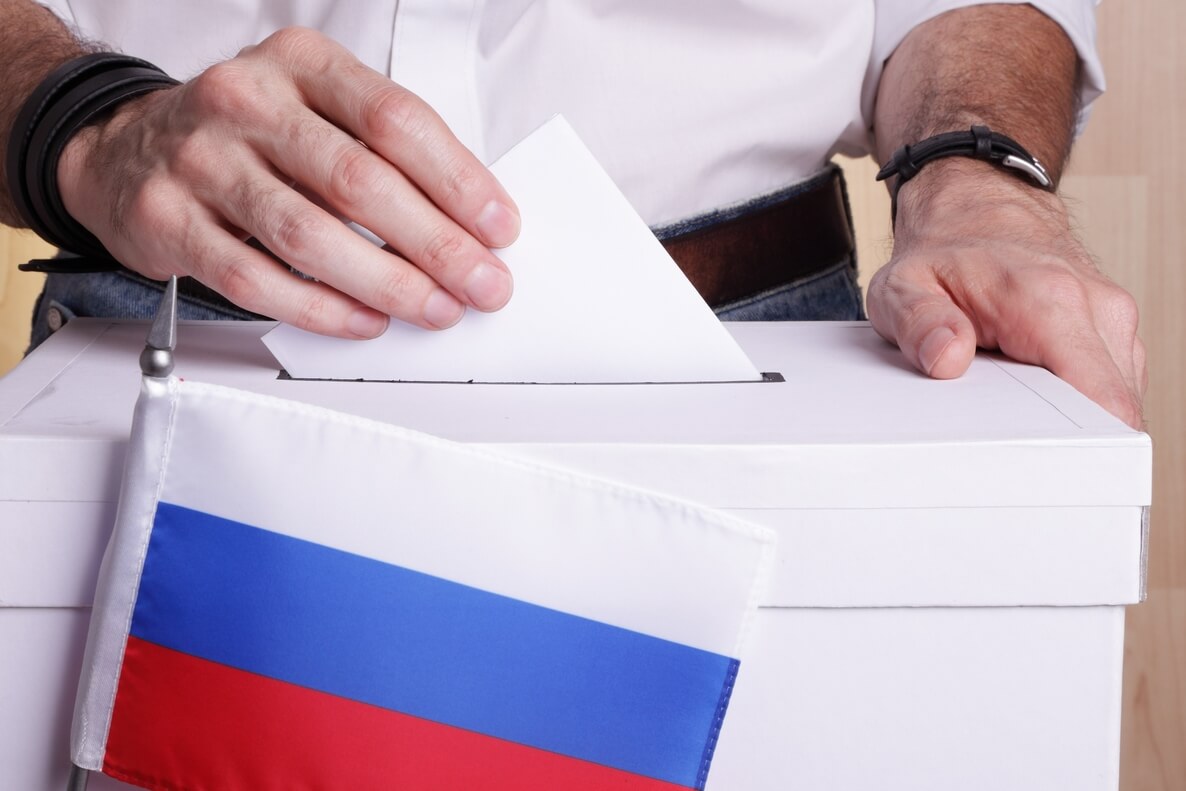 Governo russo pronto ad attivare il voto blockchain per le elezioni del 2021