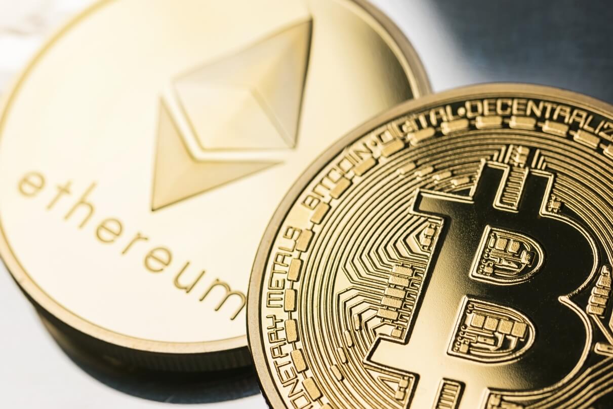 Bitcoin 10K USD’nin Üzerine Sıçradı, Ethereum Büyük Altcoinleri Geride Bıraktı