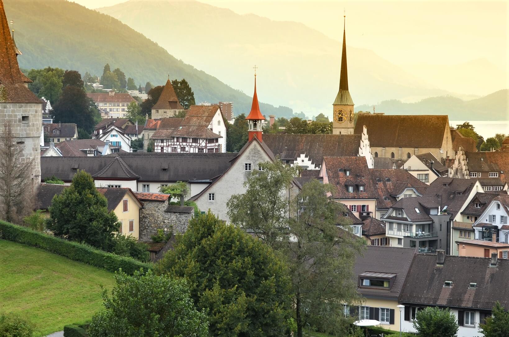 In der Schweiz kann man nun seine Steuern in Bitcoin und Ethereum zahlen