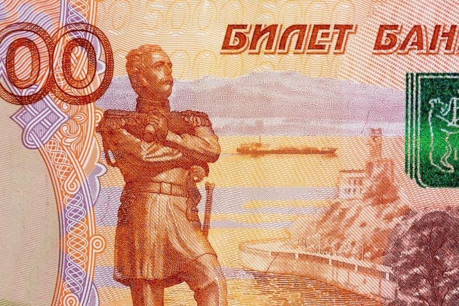 La Russia vuole Utilizzare il Rublo Digitale per liberarsi del Dollaro USA