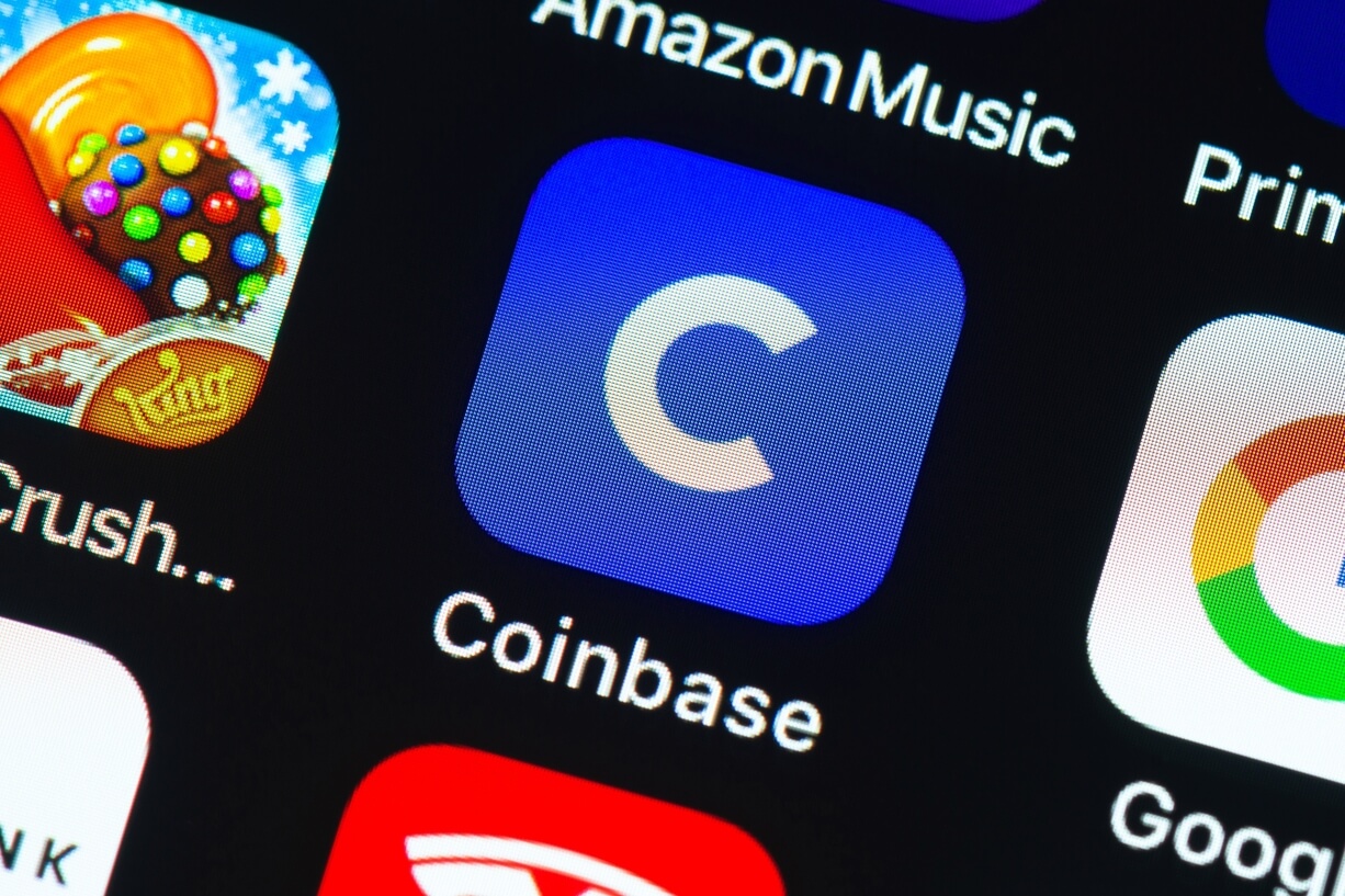 L’interesse per Coinbase sale col Listing Diretto; è tra le migliori App Finanziarie