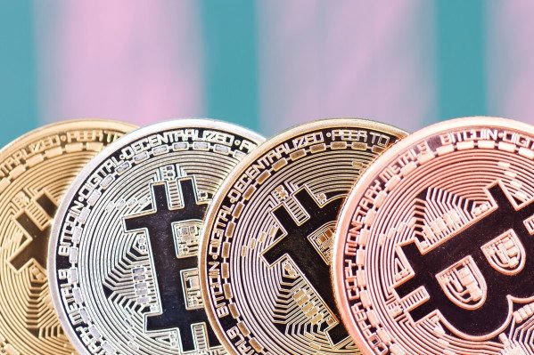 Desmistificando os 4 principais mitos do Bitcoin promovidos por bancos centrais em 2021