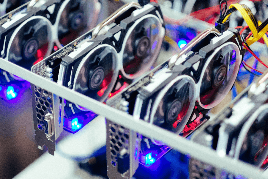 9- and 14-year-old Bitcoin, ETH, RVN Miners ‘Make USD 30,000 a Month’