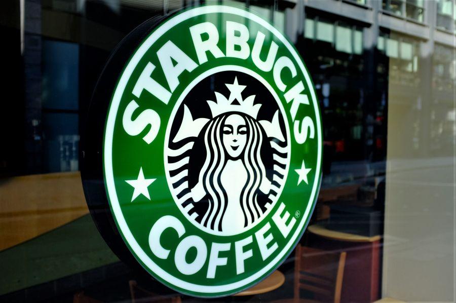 Bitcoin já é aceito no Starbucks, McDonald’s e em todos os lugares de El Salvador