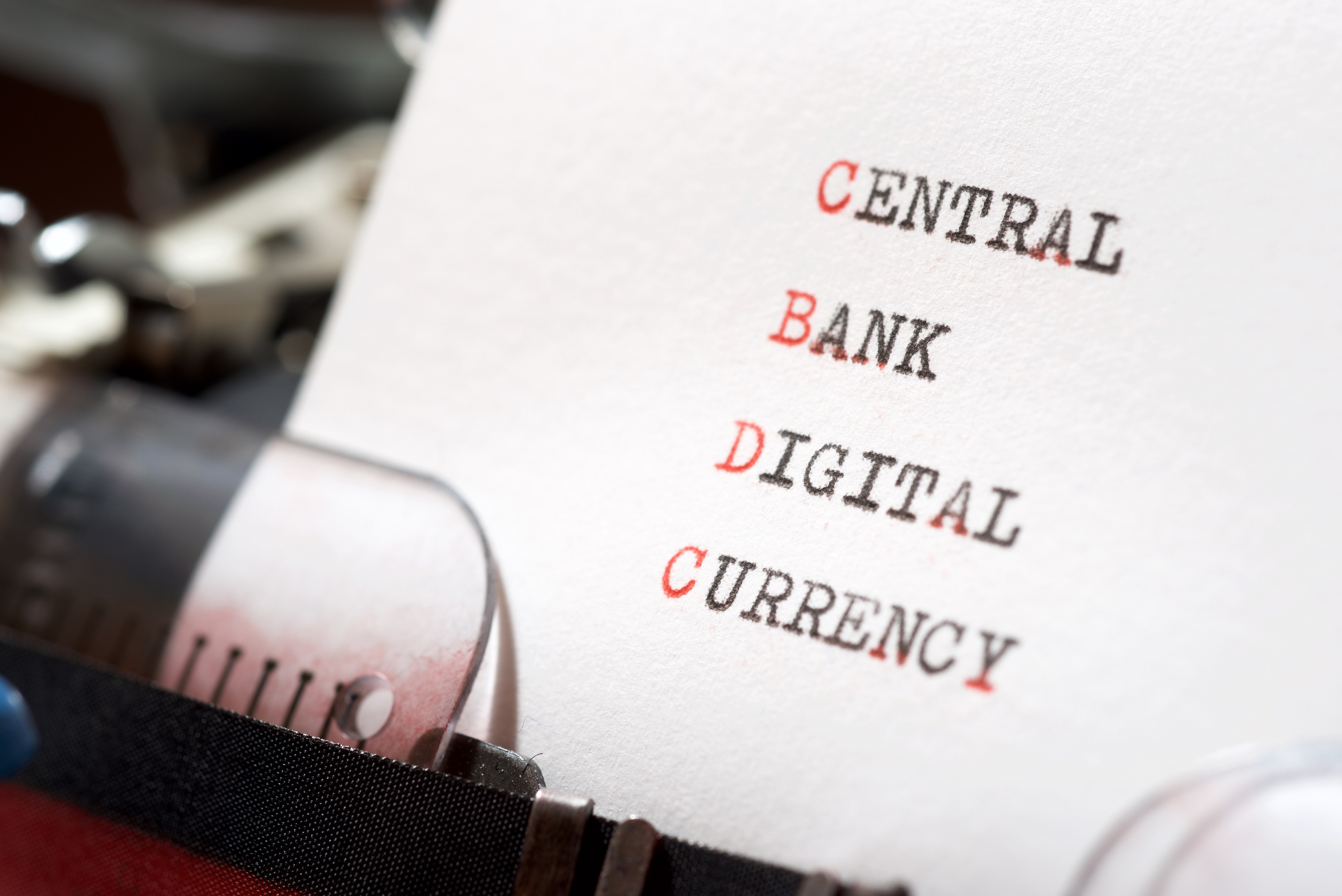 Bancos Centrais planejam CBDC voltado ao varejo conforme temores de disrupção aumentam