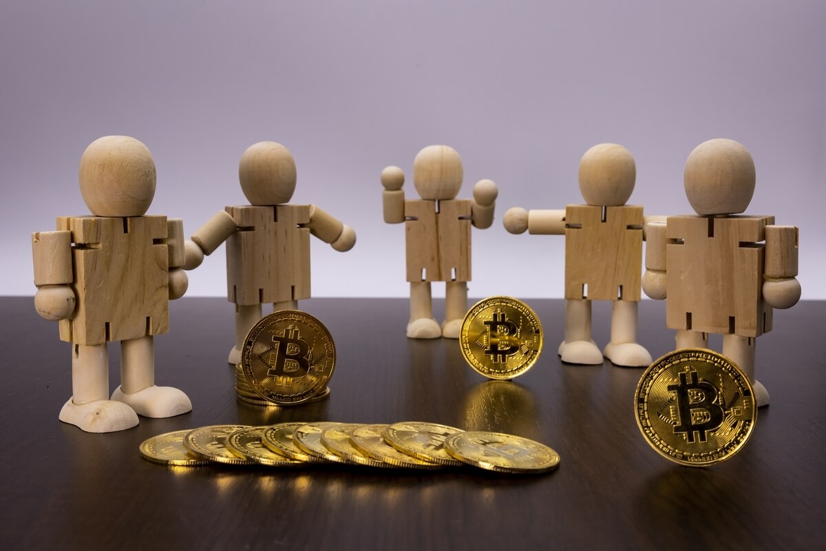 Bitcoin moneta a corso legale: pro, contro e tendenze future