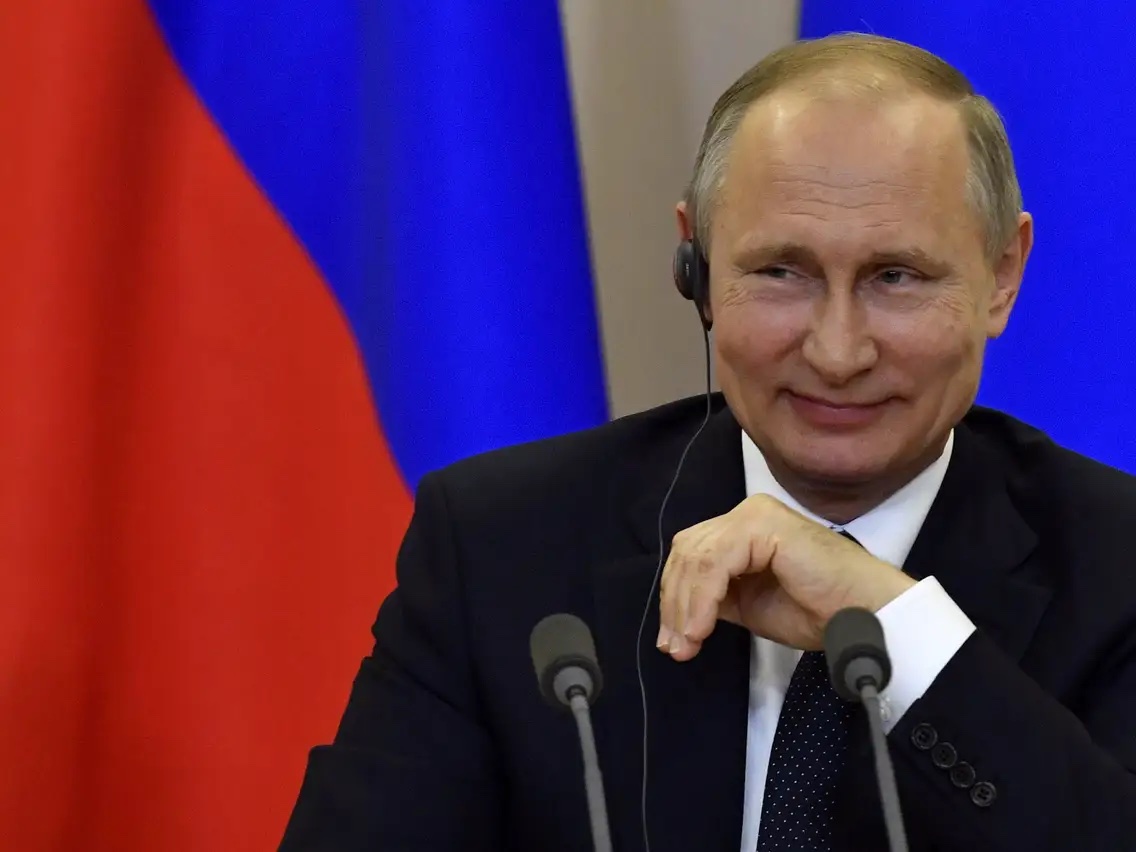 Минфин России и ЦБ договорились легализовать трансграничные криптовалютные платежи