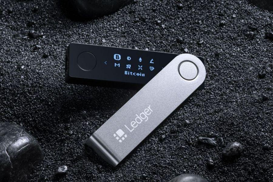 Криптобезопасность: соавтор iPhone и iPod разрабатывает новый аппаратный кошелек для Ledger