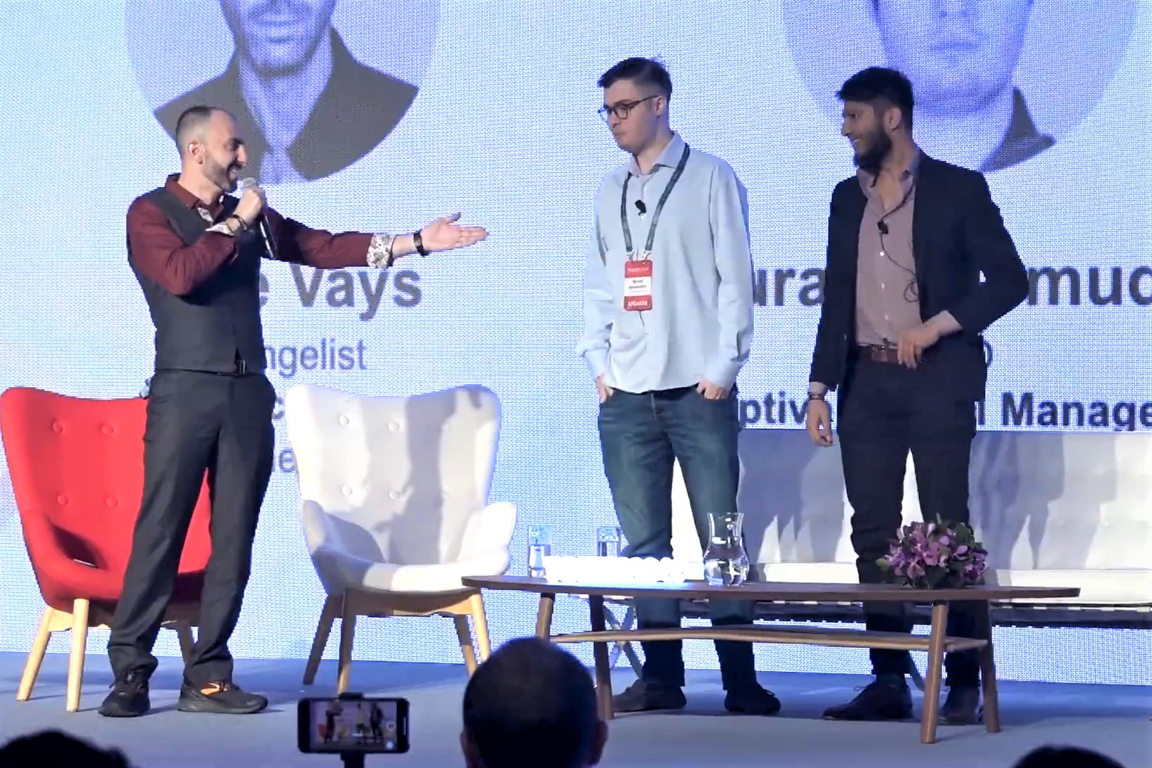 Crypto Analysts: When Moon?