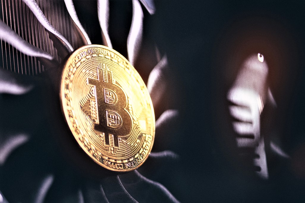 Why Large Mining Pools are a Threat and How to Avoid it