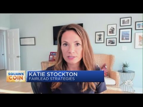 Bitcoin Climbs Past USD 23,000; Katie Stockton Explains What This Means