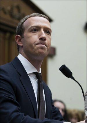 Facebook CEO Mark Zuckerberg defends the Libre before the US Congress on Thursday. MICHAEL REYNOLDS/EPA