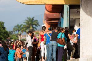 Lines Form Outside Petro-accepting Stores in Venezuela + More News 101