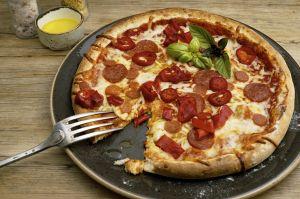 Business Heavyweight Rakuten Offers Bitcoin ‘Cashback’ on Pizza Delivery 101