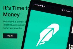 Robinhood Picks the Rich Side as Crypto Enters Its 'Netscape Moment' 101