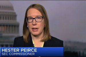 SEC to Provide <a href='/crypto/clrty'>Clarity</a> on Token Distribution, Crypto-Based ETPs - Hester Peirce 101