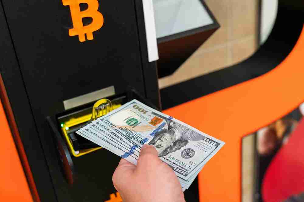 putting cash into bitcoin atm