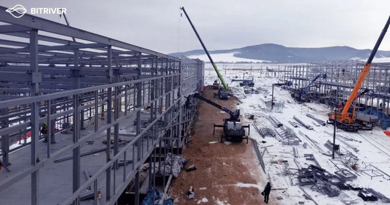 Work is underway at a new BitRiver data center in Eastern Siberia.