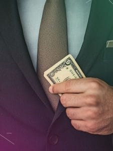 JPMorgan CEO Jamie Dimon Compares Bitcoin to Smoking
