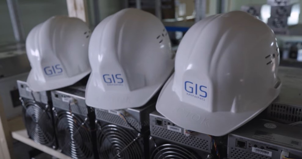 Inside a GIS Mining data center.