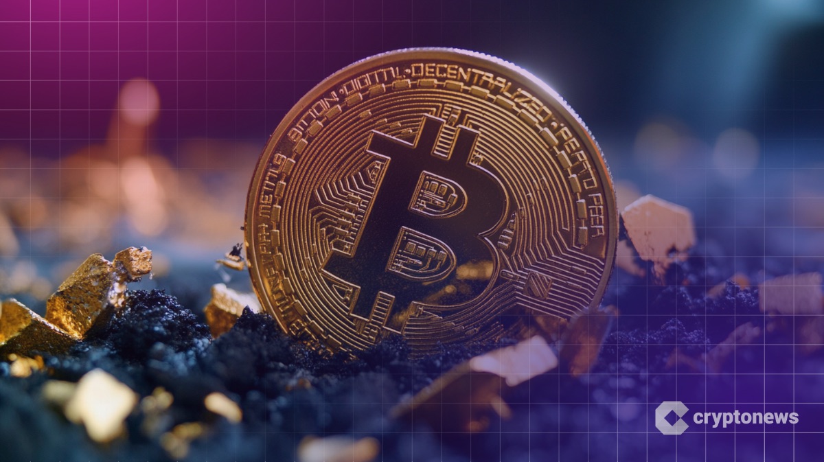 Bitcoin Spot ETFs Record Third-Largest Weekly Outflow – Is Short-Term Correction Ahead?