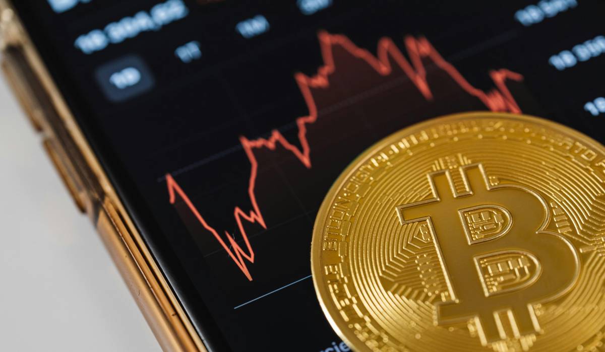 El precio de Bitcoin siente la presión de los aranceles de Trump