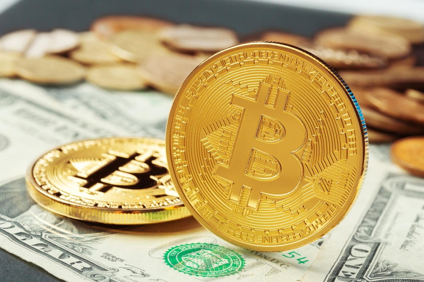 Bitcoin atinge nova máxima histórica em US$ 71 mil