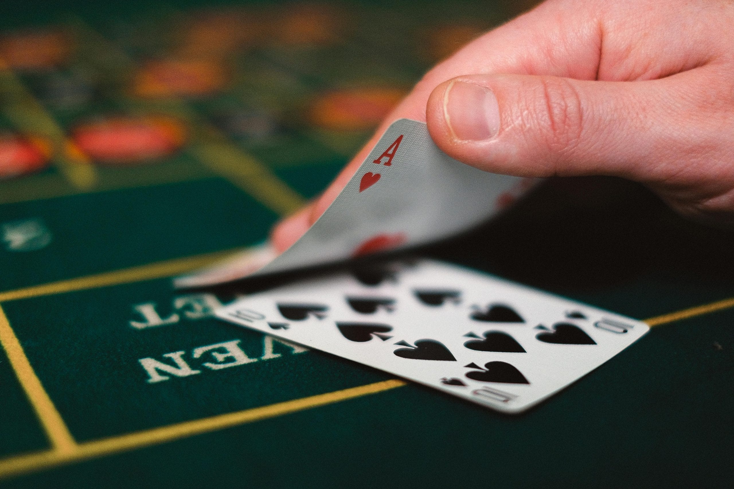 Poker Spin and Go: O Que é e Como Jogar Online em 2024