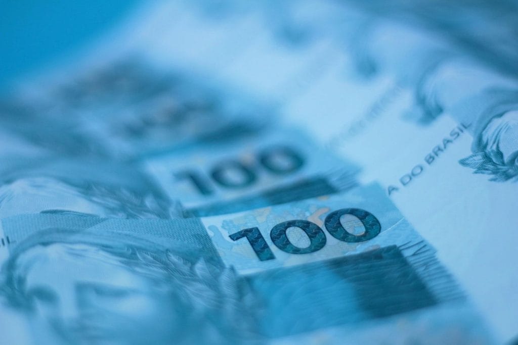Governo revisa para cima PIB e inflação em 2024