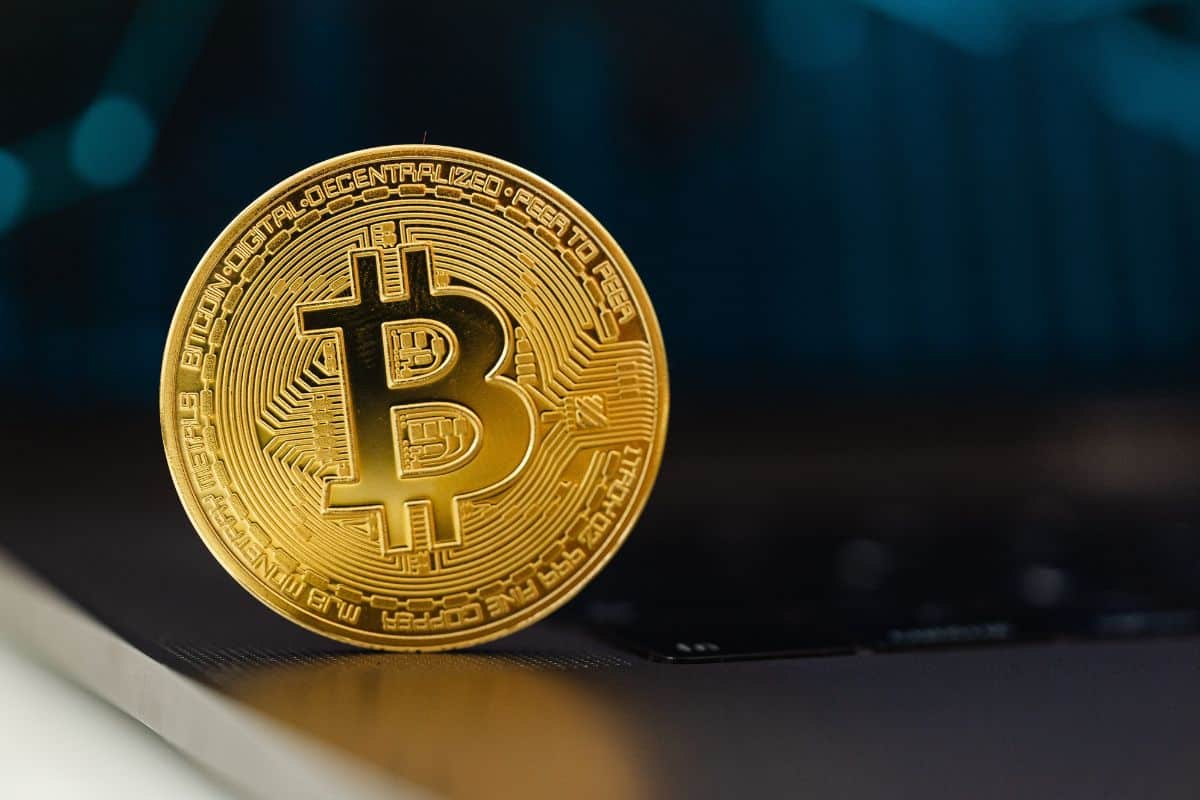 Köpa Bitcoin 2025? Bästa nätmäklare för att handla Bitcoin