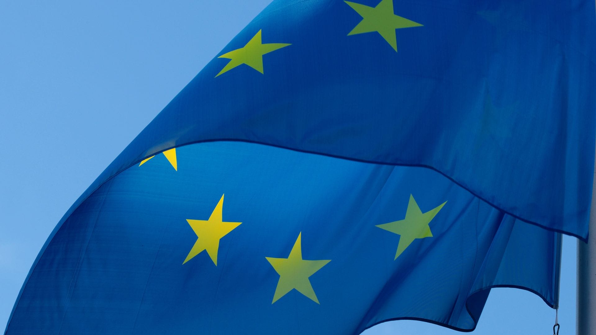 EU datasäädös – Lue kattava data-asetus opas 2025