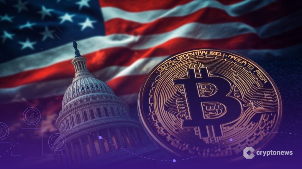Bitcoin kolikko ja Yhydsvaltain lippu