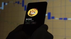 Bonk und Polkadot verzeichnen Preisrückgänge, Investoren steigen auf NuggetRush um, da es das P2E-Gaming revolutioniert
