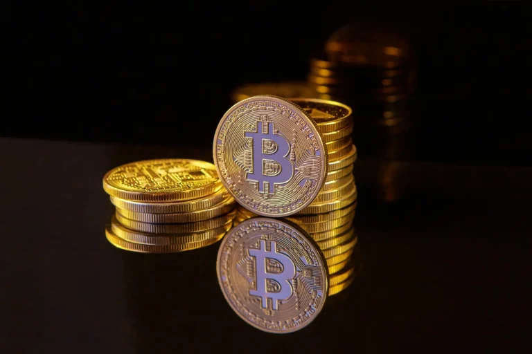 Bitcoin-Milliardenabflüsse: Warum manche Analysten jetzt bullish werden