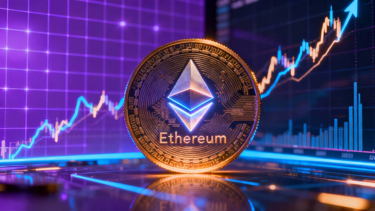 โลโก้ Ethereum (ETH) เรืองแสงอยู่ด้านหน้ากราฟราคาที่กำลังพุ่งสูงขึ้น สะท้อนผลงานไตรมาส 3 ที่แข็งแกร่ง