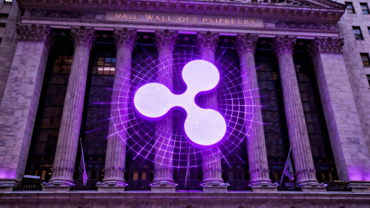 ภาพโลโก้ Ripple ส่องสว่างบนตึกสูง สะท้อนมูลค่าบริษัท 4 หมื่นล้านดอลลาร์หลังการลงทุนครั้งใหญ่