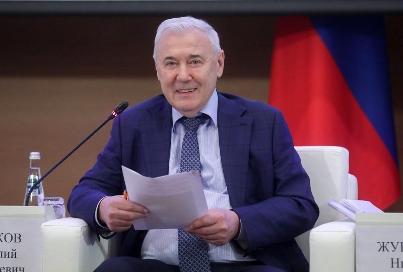 Anatoly Aksakov ประธานคณะกรรมการตลาดการเงินแห่งสภาดูมาแห่งสหพันธรัฐรัสเซีย | ที่มา: forum-zauralye