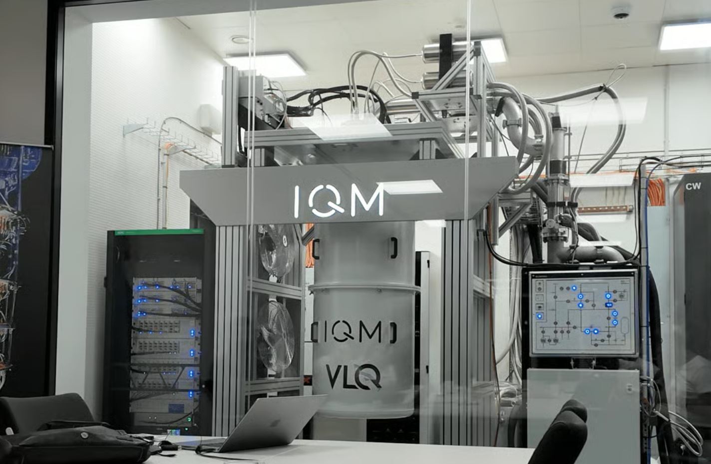 Kvantový počítač VLQ. 