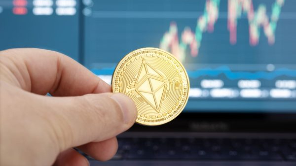 ETH koers op weg naar $3454 door golden cross signaal – wat gaat Ethereum doen?